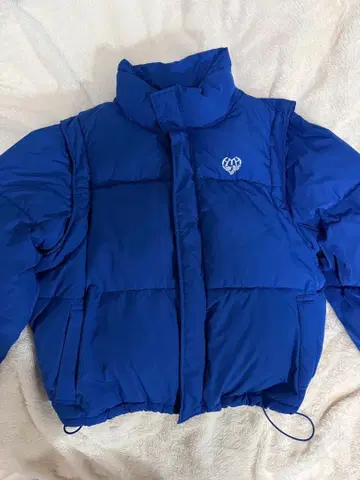 Hotter Than Hell 다운 자켓 파랑