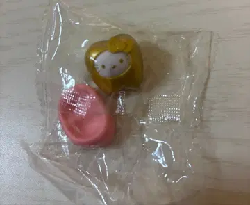 헬로키티 캡슐 토이 골드 핑크
