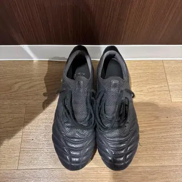 모렐리아 네오 4 베타 블랙 한정판 26.5