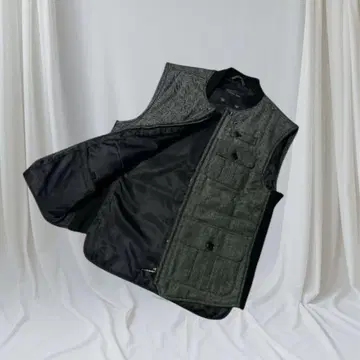 ZARA 카키 그레이 퀼팅 베스트 M