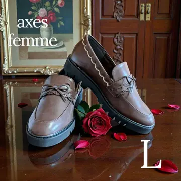 [ 미사용 새상품 택 포함 엑시즈팜 L 사이즈 ] 탱크 밑창 꽃무늬 로퍼