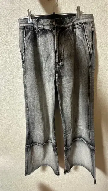 HARE 절개 프린지 데님