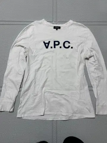 A.P.C. 화이트 로고 티셔츠 M
