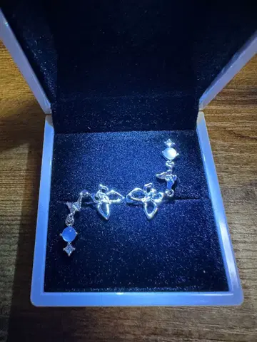 실버925 꽃 모티브 목걸이