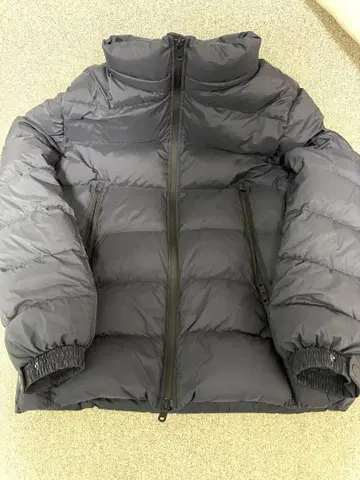 후드 탈부착 가능 다운 자켓 타트라스