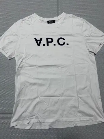 A.P.C. 화이트 T셔츠