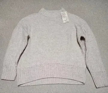 미사용 새상품 무인양품 야크 혼방 울 하찌 모크넥 와이드 스웨터