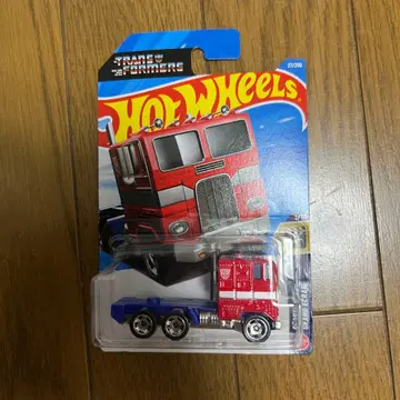 핫휠 OPTIMUS PRIME
