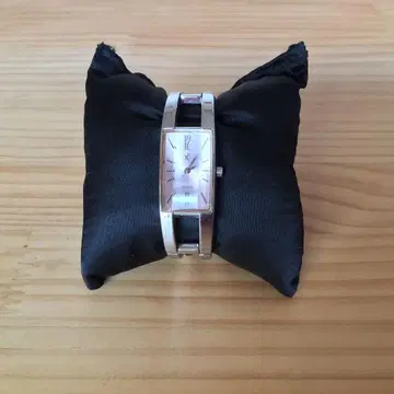 XC 실버 핑크 아날로그 시계