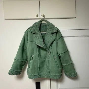 jouetie 에코 무스탕 라이더 숏 기장