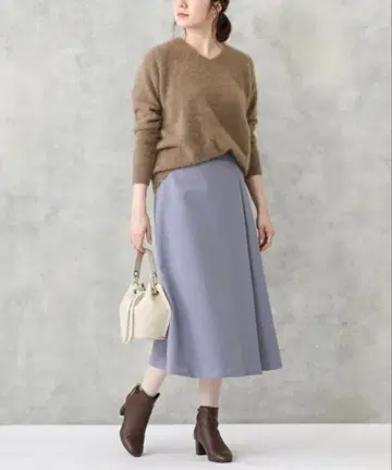 Gready Brilliant E 서지 플레어 스커트