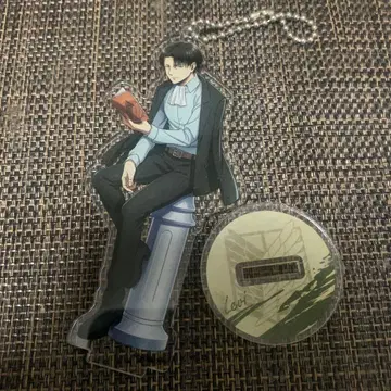 리바이 아크릴 스탠드 받침대 포함 진격의 거인