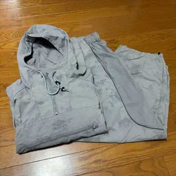 UMBRO x FREAK'S STORE 나일론 셋업 M 사이즈