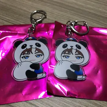 초특급 카이 REAL? 투어 요코하마 아레나 지역 한정 키링 2개