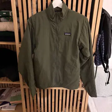 Patagonia 써멀 에어셰드 자켓