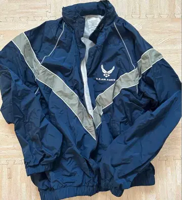 Air Force ptu 트레이닝 자켓 사이즈 X large