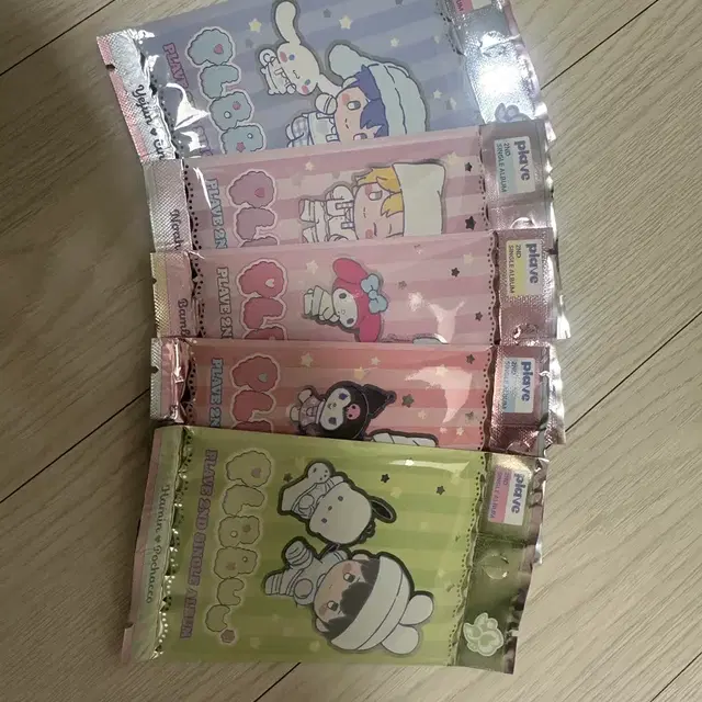 플레이브 뿌우 포카앨범 미개봉 일괄 판매