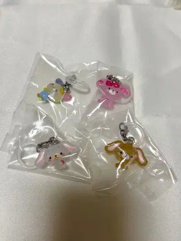 산리오 헐렁한 표시 액세서리 4개 세트