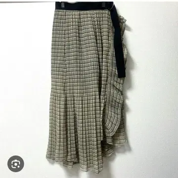 SNIDEL 플리츠 랩 스커트 숏 팬츠