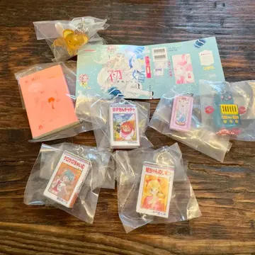 캡슐 토이 리본 코믹스