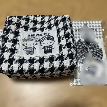 키티 쌍둥이 코디 파우치 키링