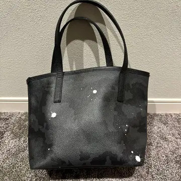카모플라쥬 패턴 가죽 토트백