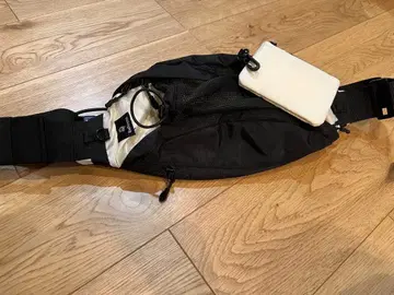 balloon 바디백 블랙