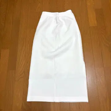 PLST 스트레치 포플린 택 입 플레어 스커트