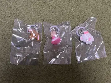 산리오 윳토메지루시 액세서리 포근포근 스노우 키티