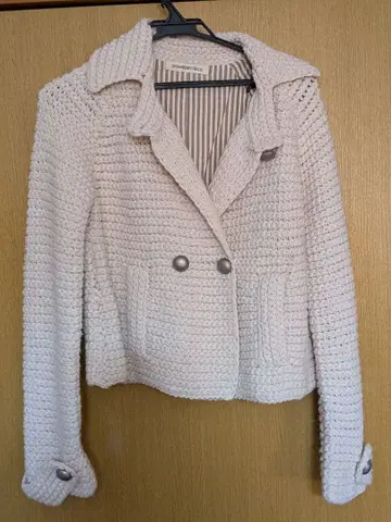 화이트 니트 더블 브레스트 자켓