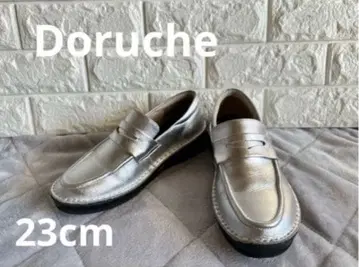 새상품급 돌체 소가죽 스티치 다운 로퍼 실버 23cm 일본제