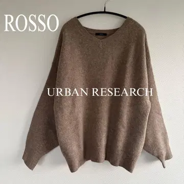 로쏘 울 혼방 V넥 니트 볼륨 슬리브 니트 어반 리서치