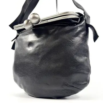 새상품급 카와카와 숄더백 가마구치 사선 가죽 블랙