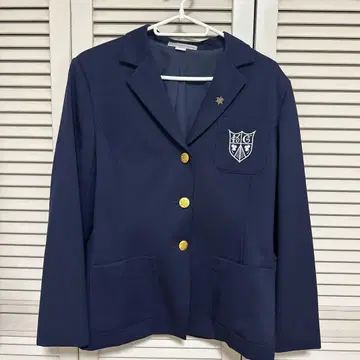 코난 여자대학 수트