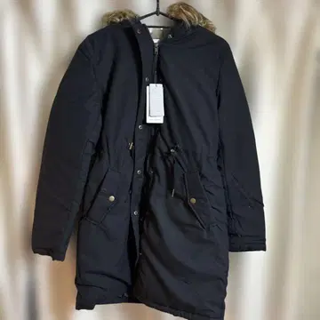 CECIL McBEE 블랙 다운 자켓 M