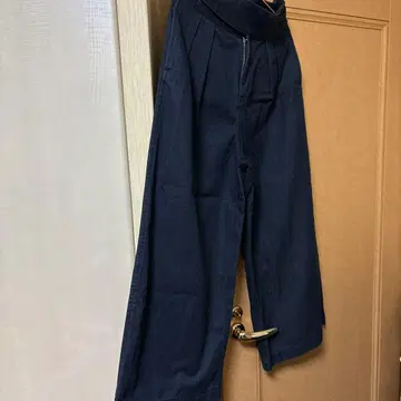 비어즐리 데님 와이드 팬츠 프리