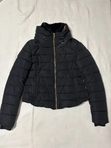 ZARA BASIC 네이비 다운 자켓