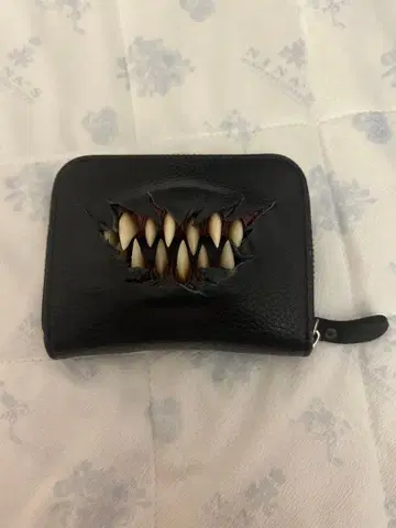 MALICIOUS.X 블랙 가죽 접이식 지갑