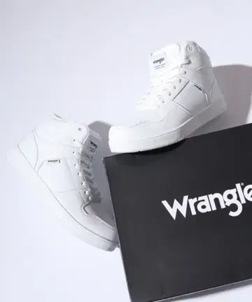Wrangler 하이컷 스니커즈 화이트