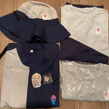 오사카 간사이 만박 자원봉사 의상