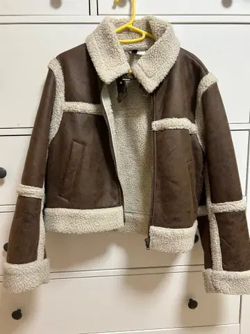 H&M 브라운 무스탕 코트