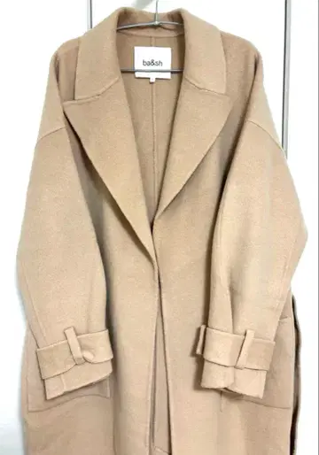[ 내일 판매 취소 예정 ] ba&sh 베이지 롱 코트 츠즈리사 씨 착용