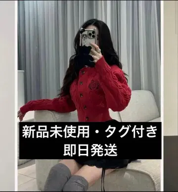 택 포함 새상품 다리치 엠블럼 니트 가디건 프리 레드 빨간색