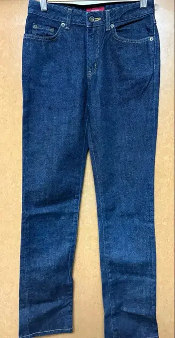 SOMETHING 다크 블루 슬림 핏 데님