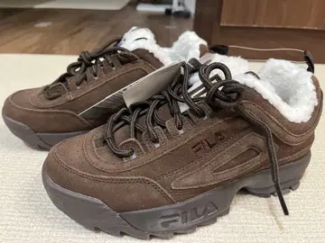 FILA 브라운 스웨이드 보아 스니커즈 택 포함 새상품 23cm