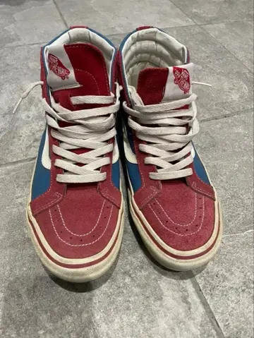 VANS Sk8-Hi 30주년 기념 모델 빨간색, 파란색, 흰색