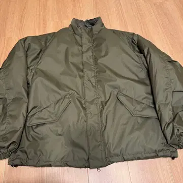 저널 스탠다드 TAION 별주 리버서블 숏 모즈 다운