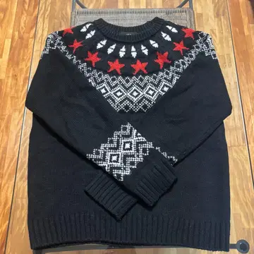 AZUL BY MOUSSY 아줄바이마우지 니트 상의