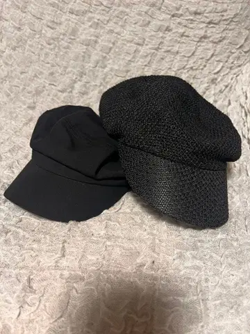 블랙 헌팅 캡 2개 세트 모자, 1개는 미사용