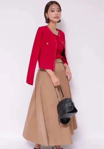 아푸와이저 리셰 앙상블 레드 가디건 니트